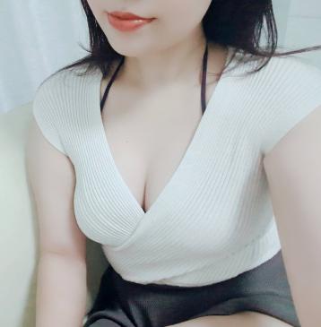 ヌまるスパ（Numaru SPA） りな