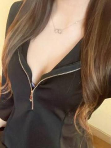 AMAZE （アメイズ） あおい