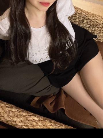 SARISARI (サリサリ) 心斎橋 美緒