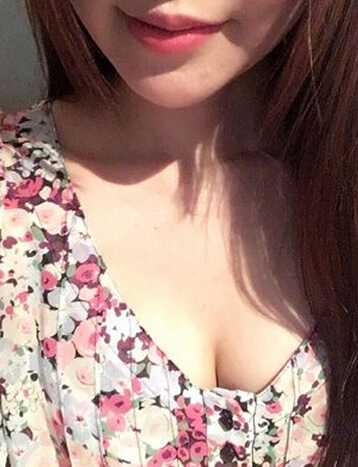 RERE GROUP （リリグループ） 椎名 美月