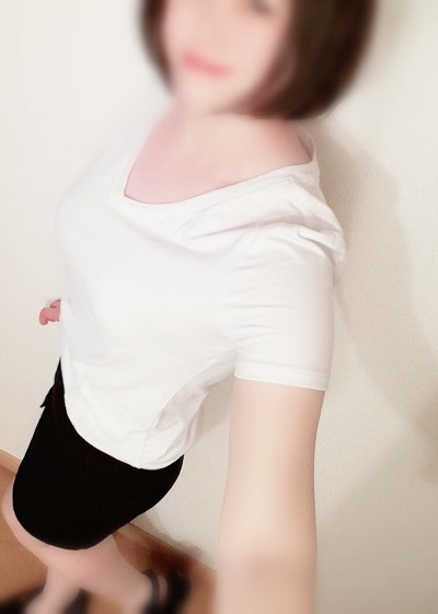 RERE GROUP （リリグループ） 新見 りん (30代)の口コミ体験談