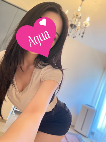 AQUA (アクア) 中目黒 水月 はな