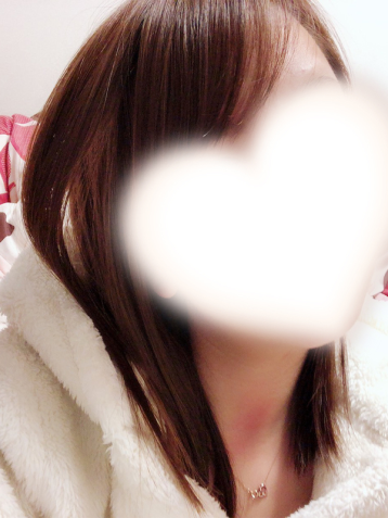 天使の施術 坂本 しおん