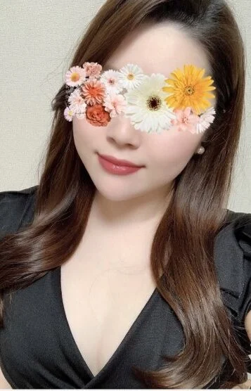 庵 iori 堺筋本町・本町 横井 友梨